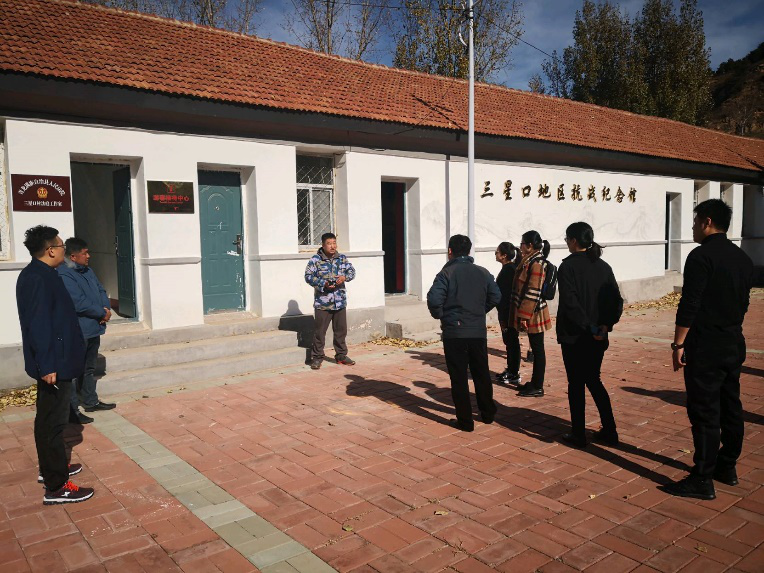 重温抗战史 共创新生活:中国电信秦皇岛分公司组织开展老党员慰问行动